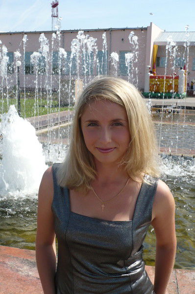 Елена Гостяева