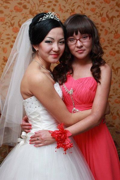 Алтын Искакова