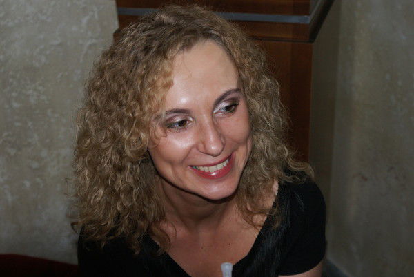 Лариса Крогаль