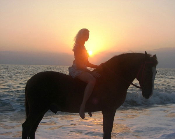 Мария Тропинь