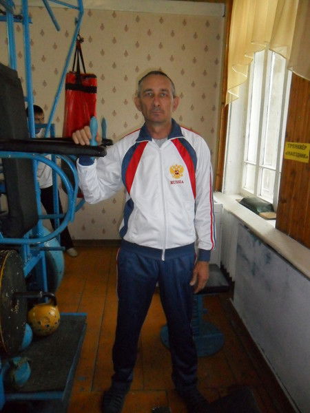 Владимир Николаев