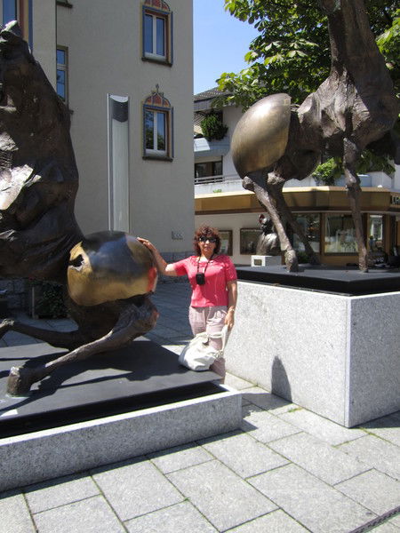 Елена Стрельцова