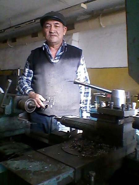 Дядя Миша Токарь