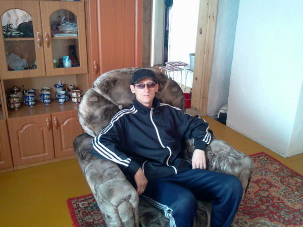 Василий Максимов