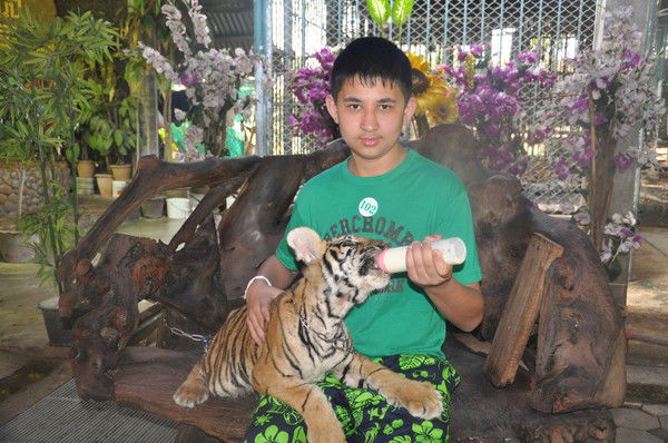 Руслан Шарипов