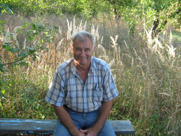 Геннадий Басов