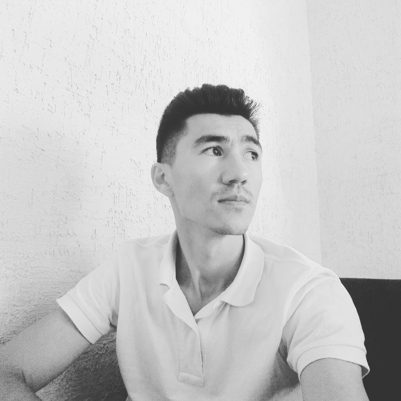 Асет Маулетов