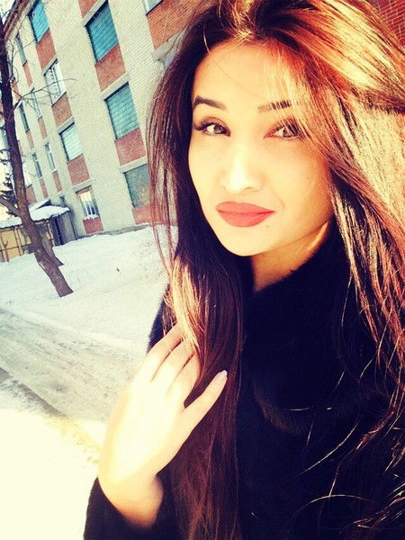 Ниля Ахророва