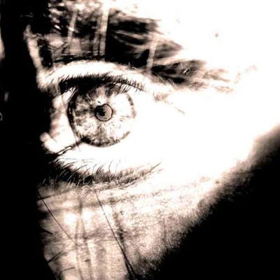 Денис Леонтьев