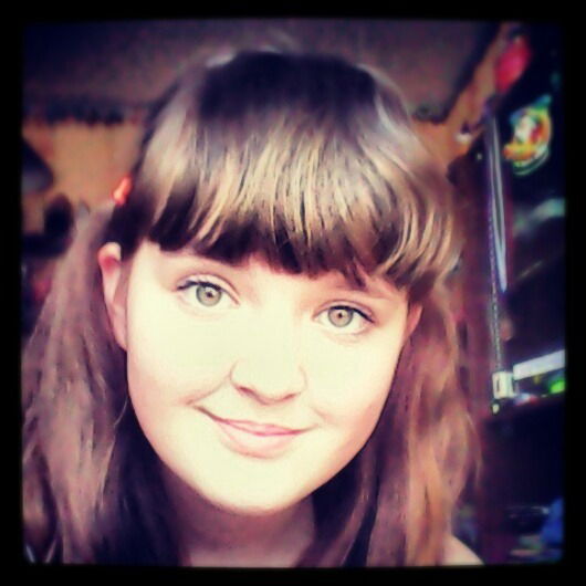 Аня Распопова