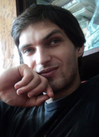 Микола Ефремов