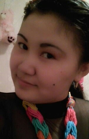 Моня Абуова