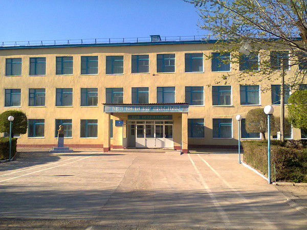 Айтеке Би Мектебi