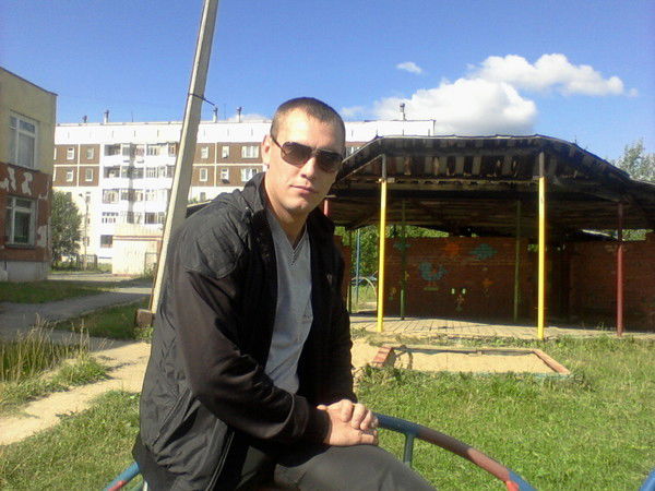 Артём Лундин