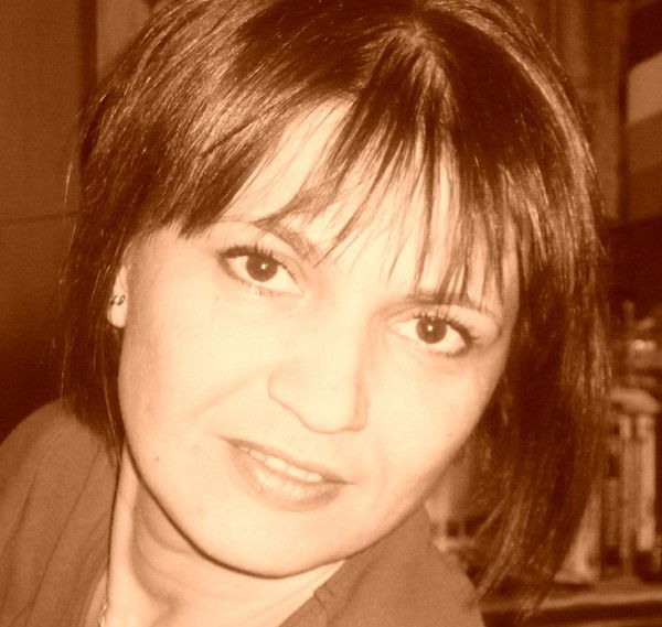 Оксана Шандро