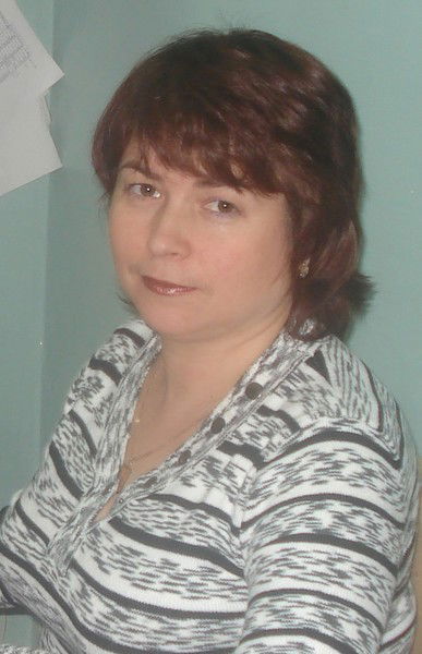 Елена Балаева