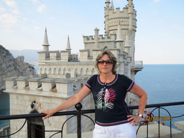 Елена Синещекова