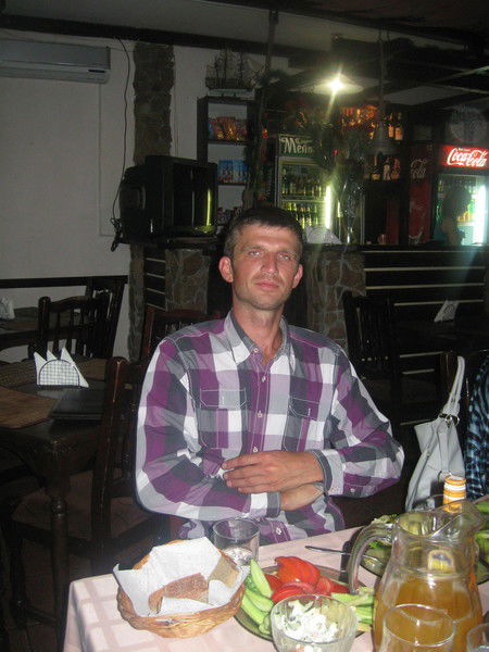 Юра Назаренко