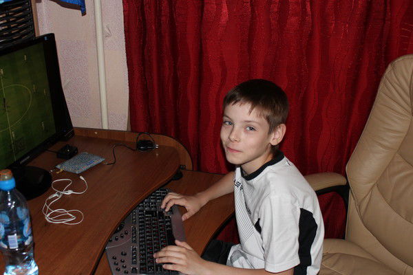 Даниил Антонов