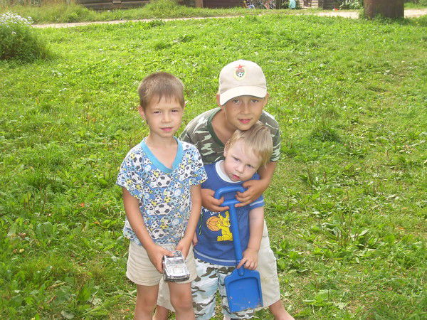 Наталья-Евгений Ларины