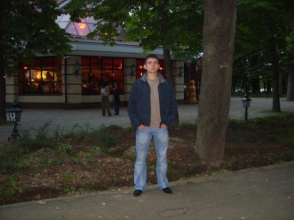 Максим Луконен