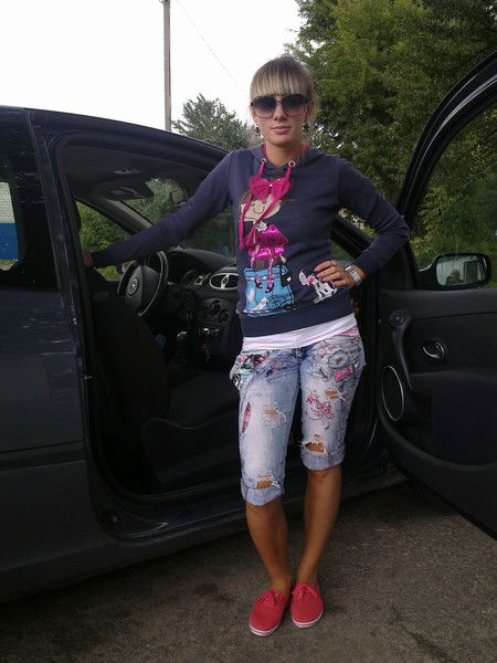 Лёля Зайцева