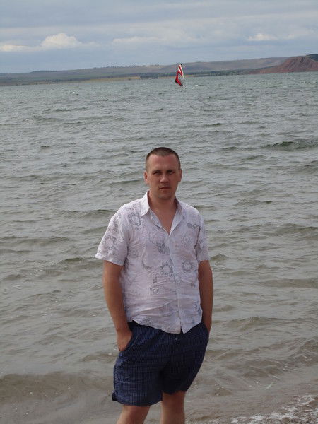 Антон Иванов