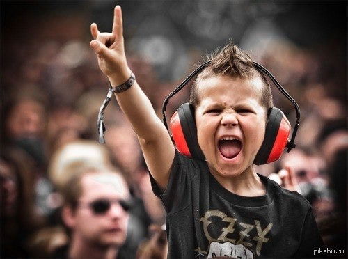 Денис Новиков