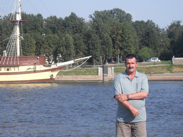 Дмитрий Слепухин