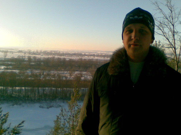 Антон Устименко