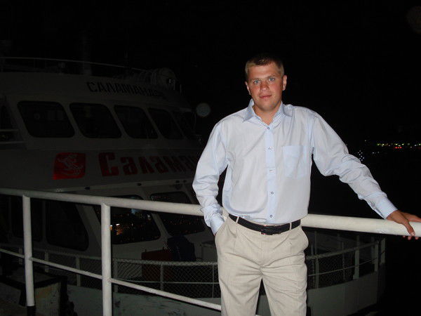 Александр Зобов