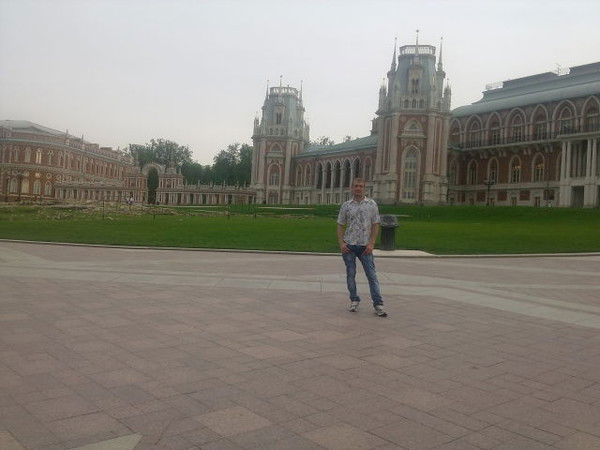 Артур Сулейманов