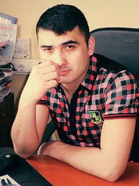 Хусрав Мансуров