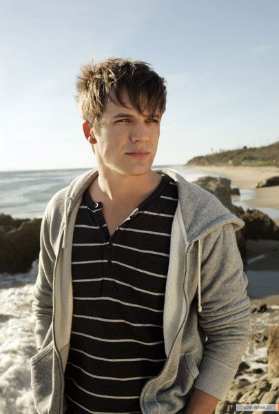 Виталий Иванов