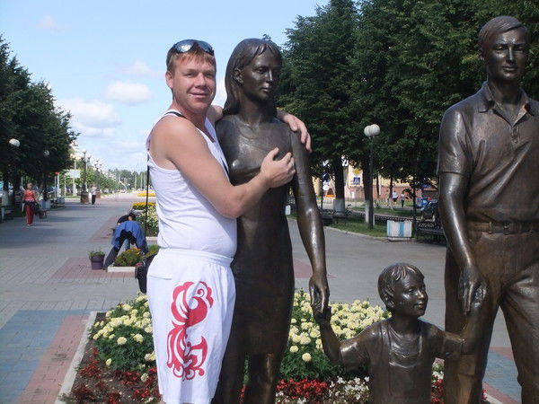 Павел Парманов