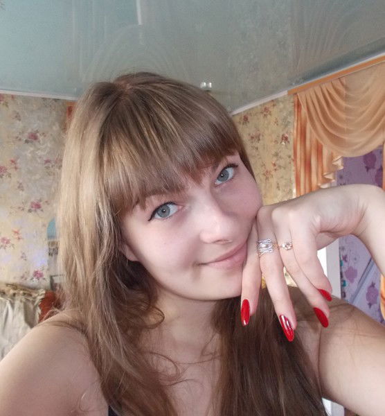 Настя Синякова