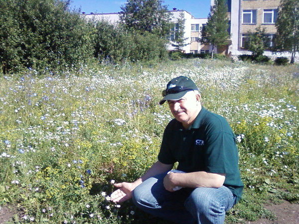 Александр Скиданов