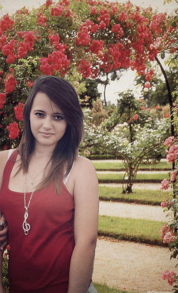 Оля Языкова