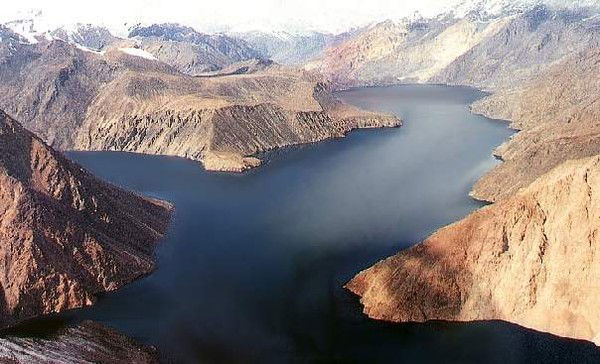 Бахтиёр Холов