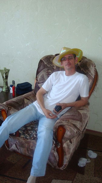 Владимир Канов