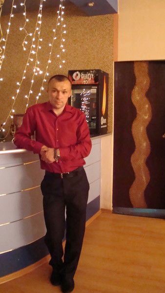 Александр Украинцев