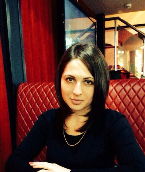 Юля Голощапова