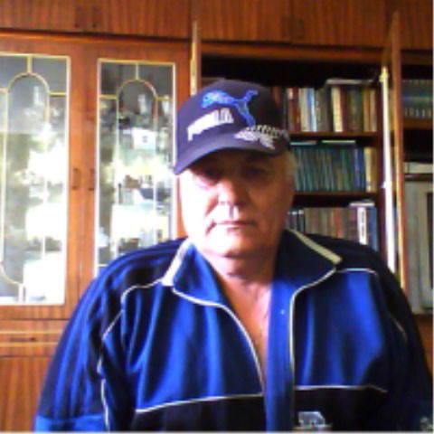 Александр Суханов