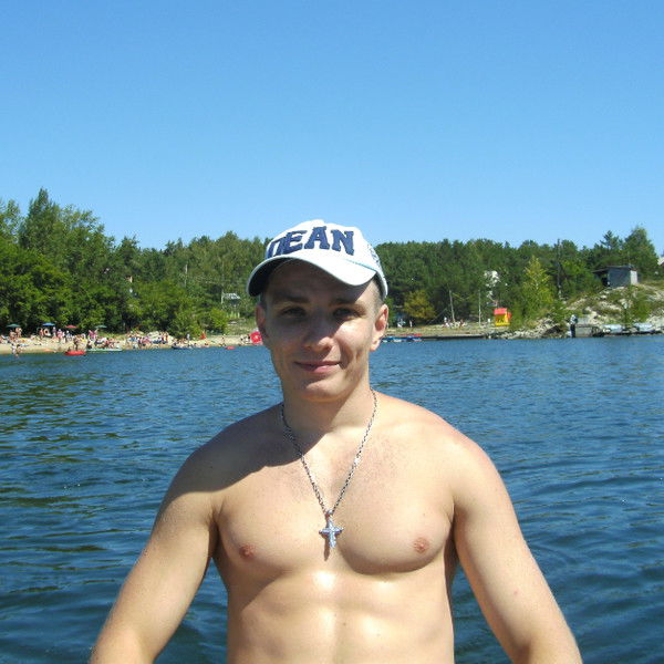 Александр Меркулов