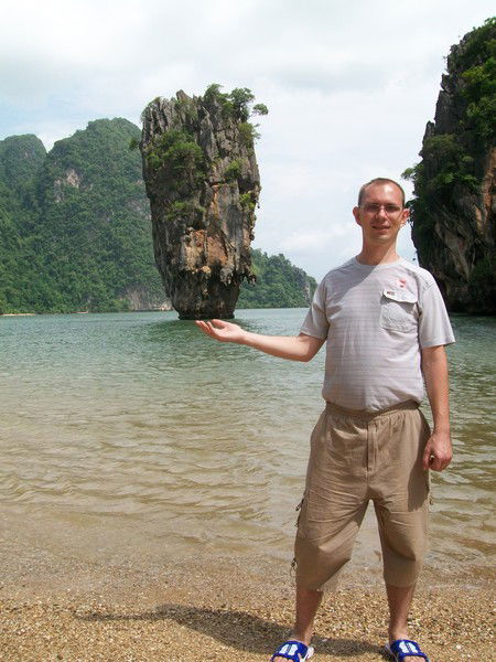 Александр Черняев