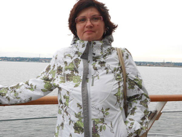 Елена Ашарова