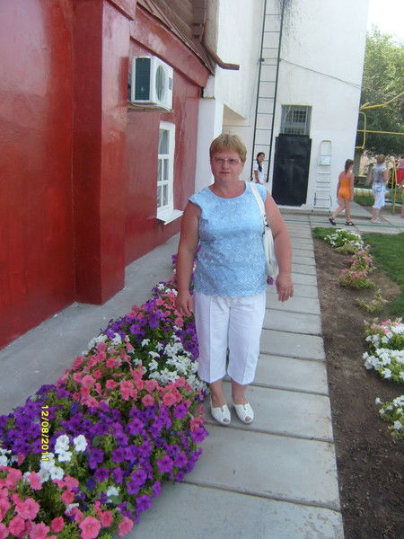 Вера Сурова