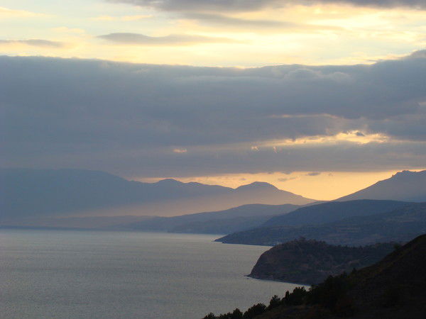 Иван Иванов