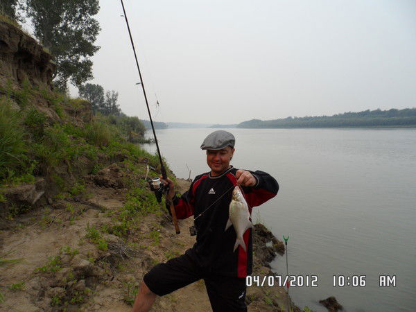 Андрей Сластин