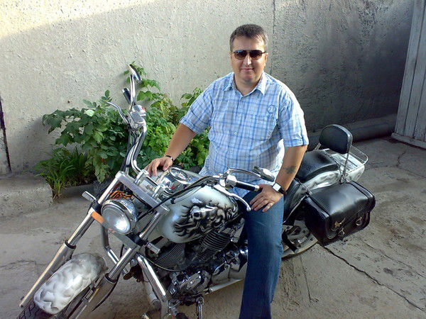 Виктор Кочнев